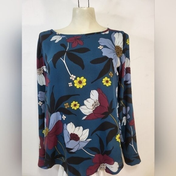 Ann Taylor LOFT Floral Blouse - Picture 2 of 4